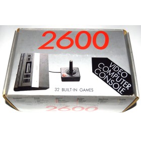 Consola compatible Atari 2600 con 32 juegos (nueva)